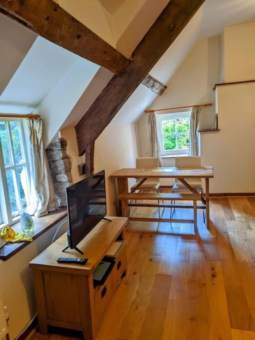 אברגאבני The Old Granary Farm Cottage מראה חיצוני תמונה
